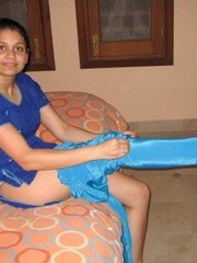 Cute indian girl tanya giving her boyfriend a blowjob