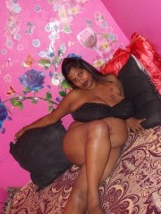 Pretty indian teen sucks penis while getting boned