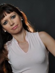 Slutty wife exposed online!